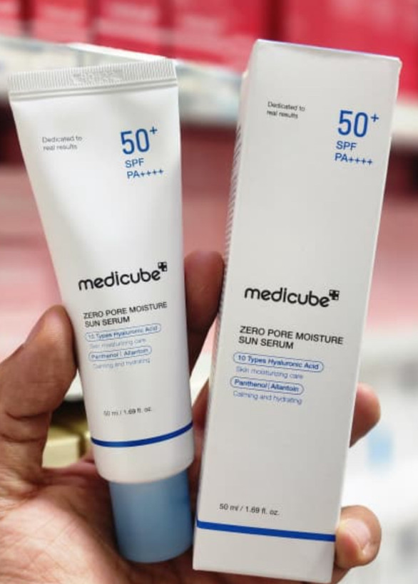 سرم ضدآفتاب کنترل کننده منافذ مدی کیوب SPF50