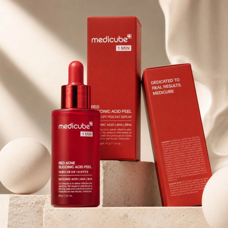سرم لایه بردار و ضد جوش مدی کیوب مدل RED ACNE – برای جوش های التهابی و قرمز / medicube