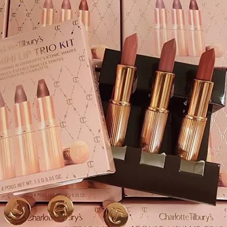 مجموعه رژ لب جامد شارلوت تیلبری مدل iconic mini lip trio با ویتامین E، وگان، شامل رنگ‌های سوپر مدل، پیلو تالک و واک آو نو شیم بسته 3 عددی هر کدام حجم 1.5 گرم